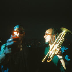 we still wanna dance