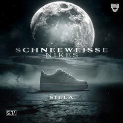 Schneeweisse Nikes