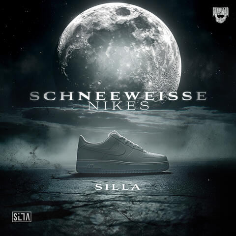 Schneeweisse Nikes