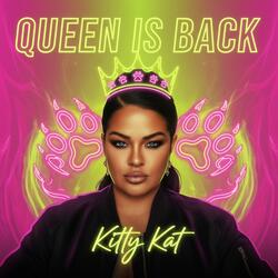 Queen is back