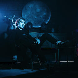 На Обратной Стороне Луны