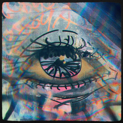 Тушь тёмного цвета