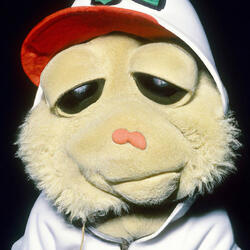 Танцуй со мной