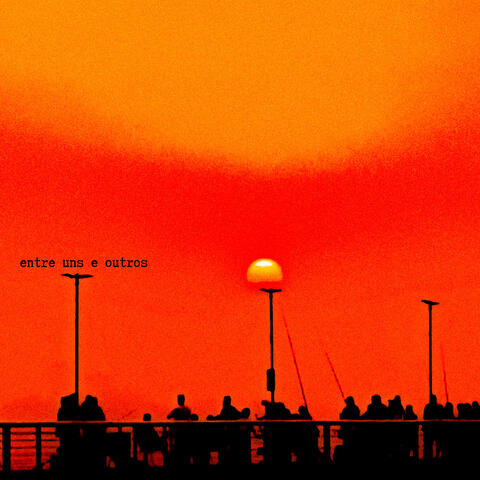 Entre uns e Outros