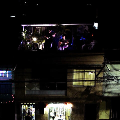 Memorias en los Jardines Colgantes, Live Session