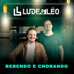 Bebendo e Chorando