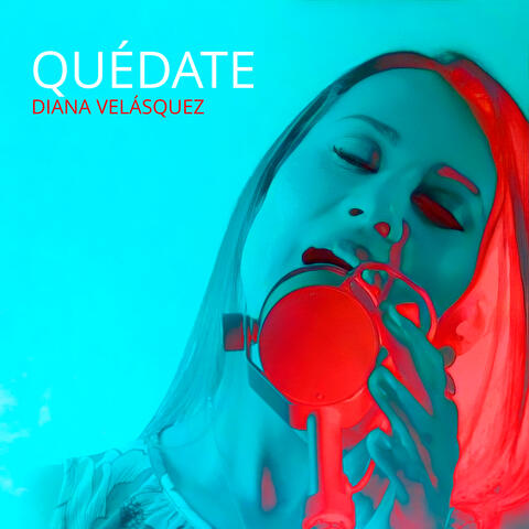 Quédate