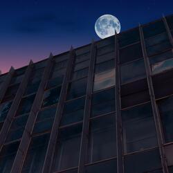 На районе долбит бас