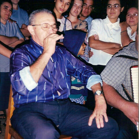 Mizael Berganton Hinos de Louvores