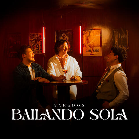 Bailando Sola