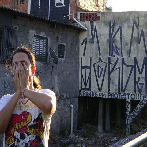 Lágrimas no Meu Yeezy
