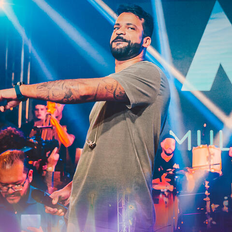 Mullatto no Pagode da Vitória