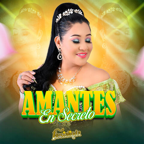 Amantes en Secreto