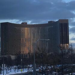 Мы с тобой лежим на югославском ковре