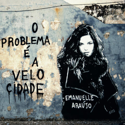 Emanuelle Araújo