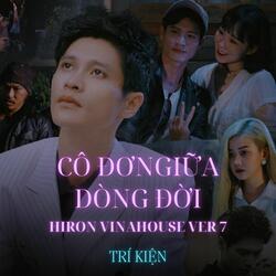 CÔ ĐƠN GIỮA DÒNG ĐỜI