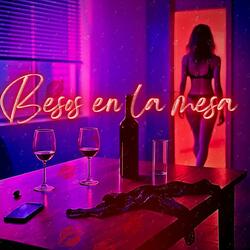 Besos en la Mesa