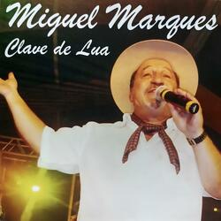 Sob a Luz da Lua Cheia