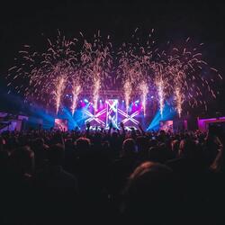 Block to the Mainstage