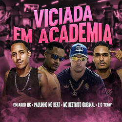 Viciada em Academia