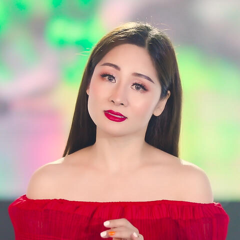MÙA XUÂN ĐÓ CÓ EM