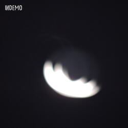Damos Vueltas en la Noche y Nos Consume el Fuego