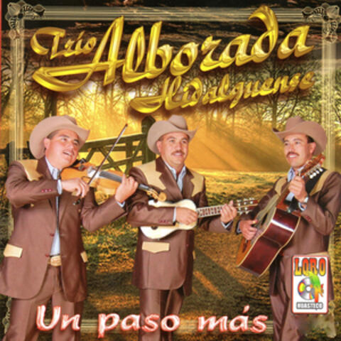 Un Paso Más