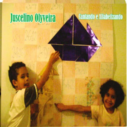 Cantando e Alfabetizando
