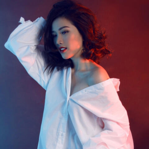 Con Yêu Mẹ