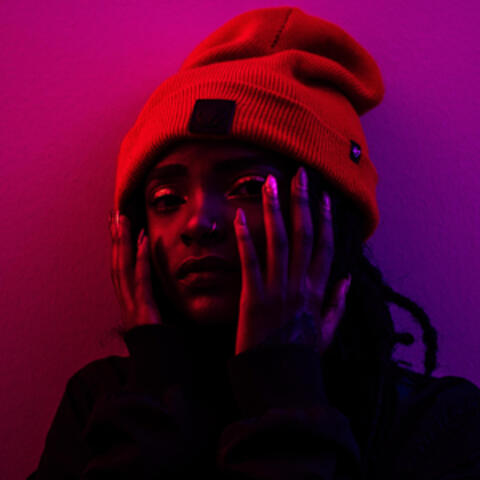 Niambie