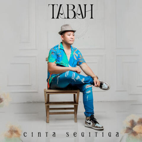 Cinta Segitiga
