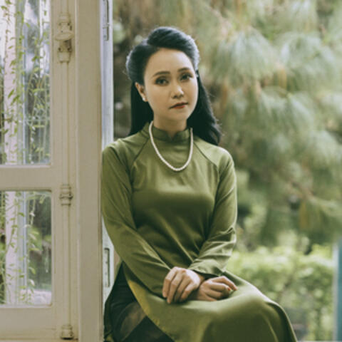 Chiếc Lá Thu Phai