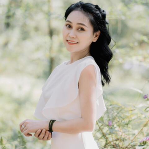 Bay Đi Thầm Lặng
