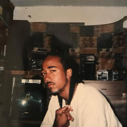 LIVE IT UP (feat. Lil Vada)