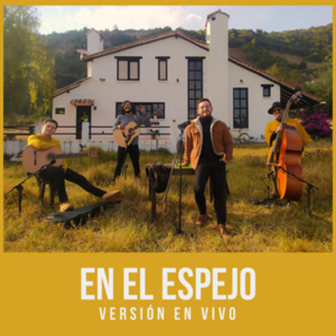 En el Espejo