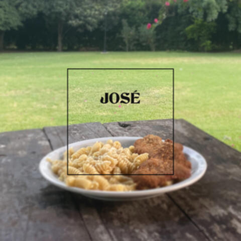 José