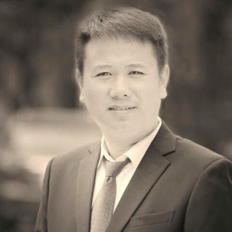 Quê Hương Nơi Tình Yêu Bắt Đầu