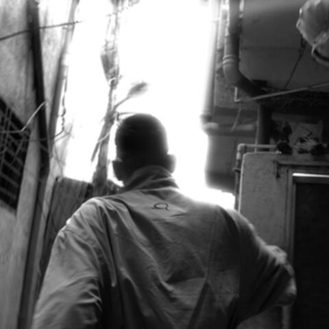 HOOD 06