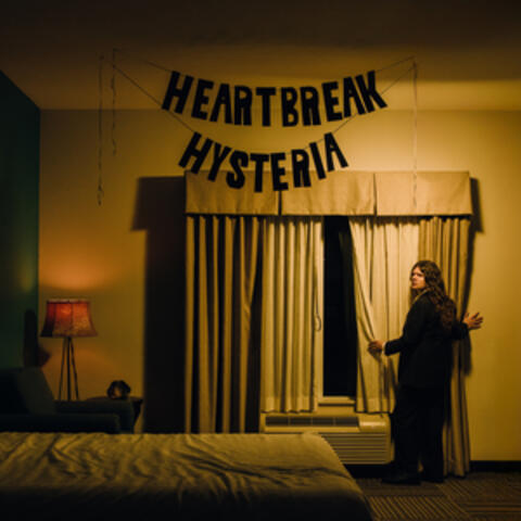 Heartbreak Hysteria (Deluxe)