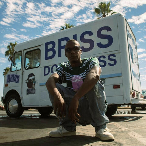 Warren G