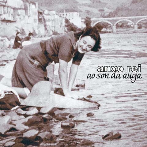Ao son da auga