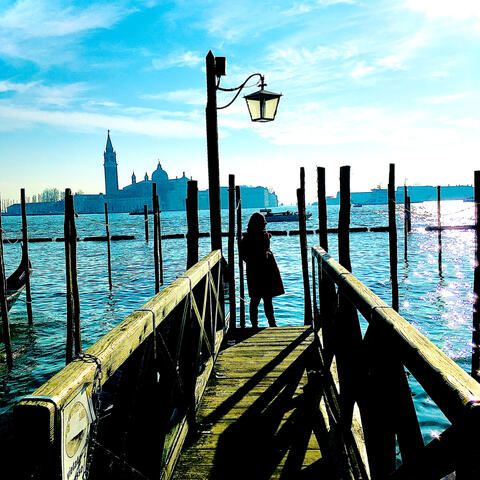 Luv So, Venezia & ElectriK Planes