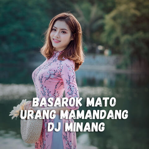 Basarok Mato Urang Mamandang