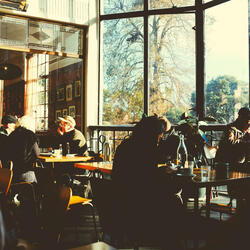 Exciting Ambience for Juice Bars