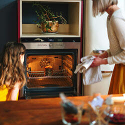 Sprightly Easy Listening Music - Vibe for Sunday Night Dinner
