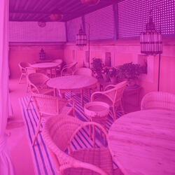 Vivacious Ambiance for Iced Americanos