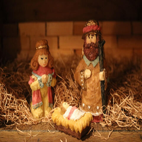 Christmas Dinner - Silent Night