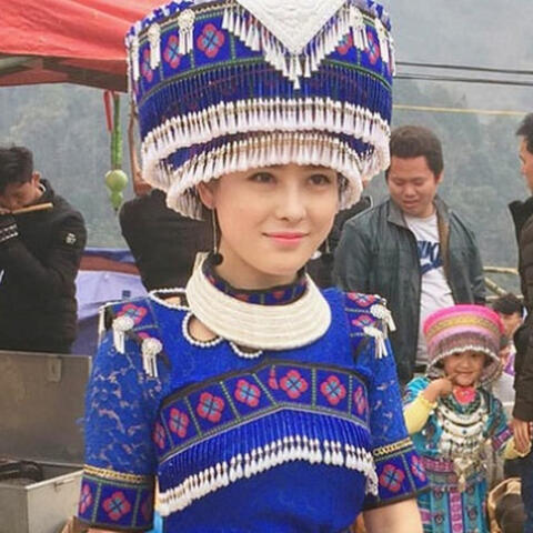Txhob Saib Tsis Muaj Nqis