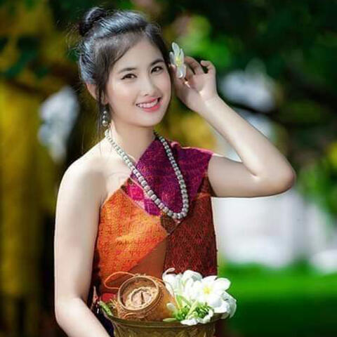 Hlub Tsis Muaj Nqis