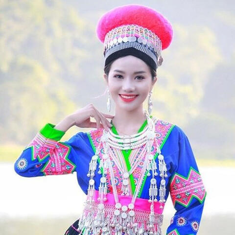 Zoo Siab Peb Sib Tsib